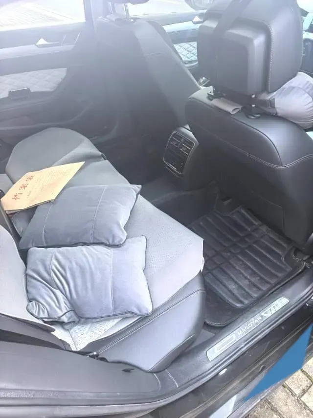 2023 Volkswagen Magotan 2.0T 186HP L4 7DCT,autocango,china used car exporter,china ev exporter,chinese used car exporter,chinese used ev exporter