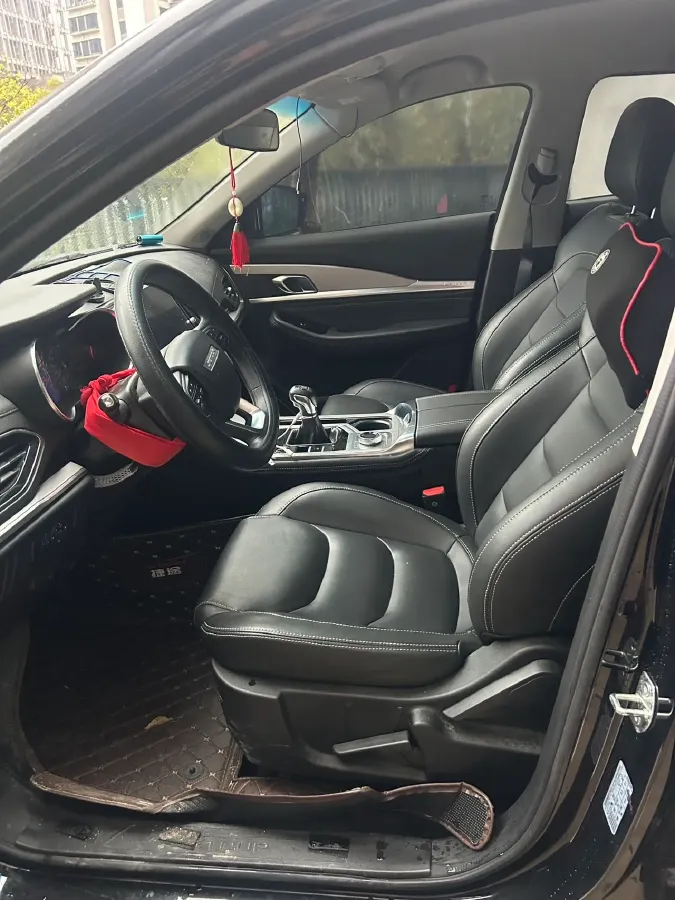 2022 Jetour X70M 1.5T 156HP L4 6MT,autocango,china used car exporter,china ev exporter,chinese used car exporter,chinese used ev exporter