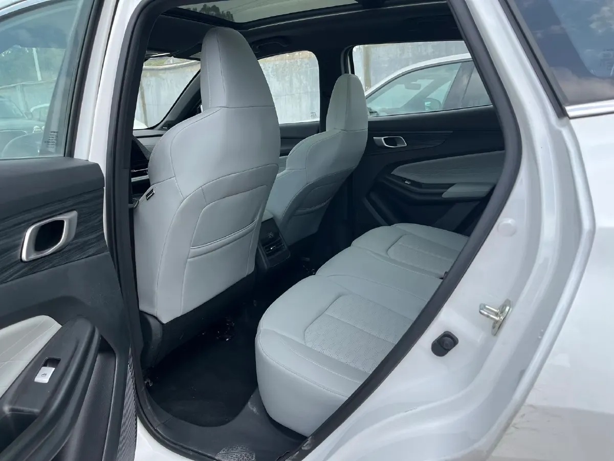 2025 ChangAn QiYuan Q05 Classic 1.5L 98HP L4 E-CVT PHEV 18.4KWH,autocango,china used car exporter,china ev exporter,chinese used car exporter,chinese used ev exporter