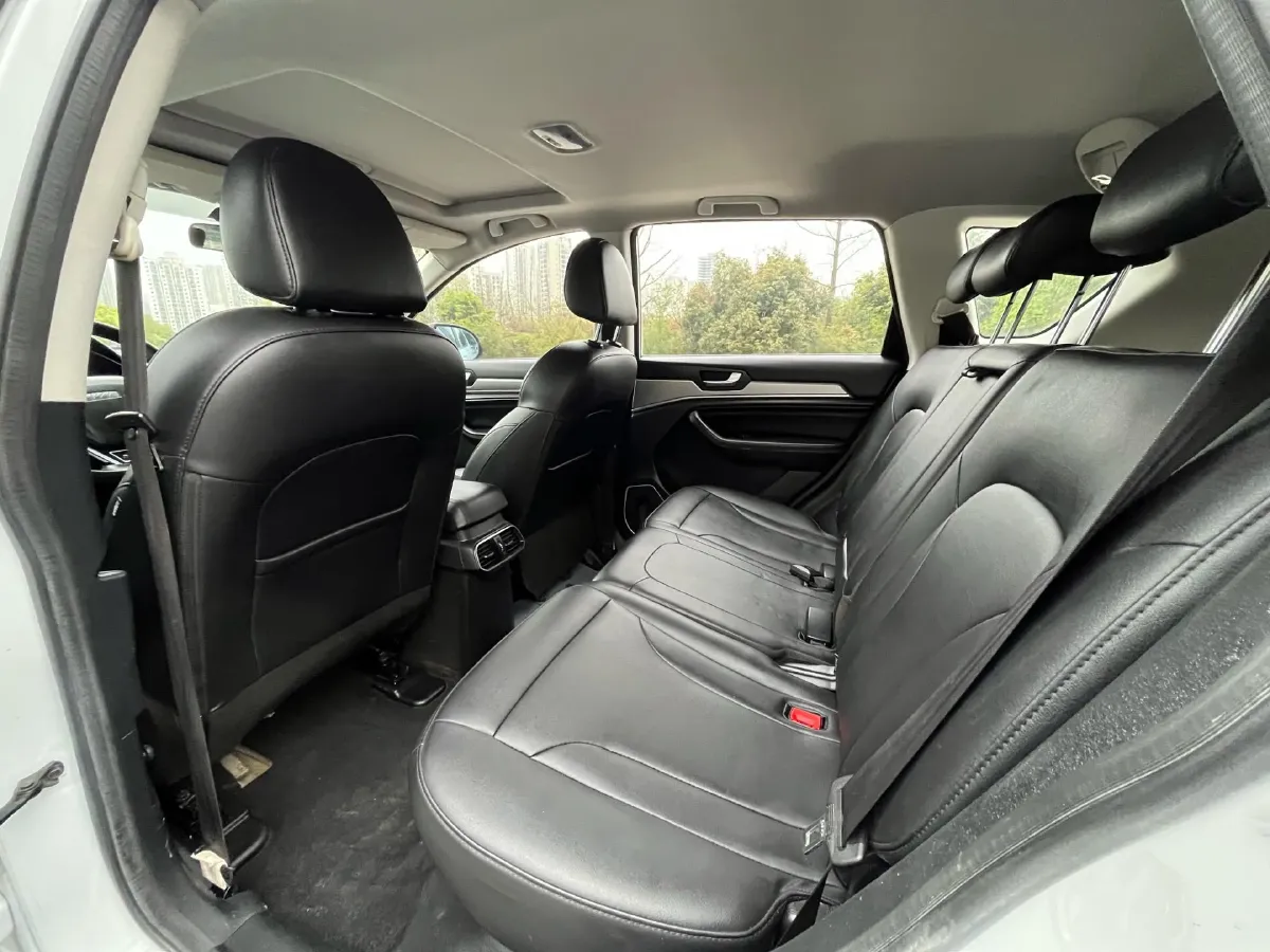 2018 Haval H6 1.5T 150HP L4 7DCT,autocango,china used car exporter,china ev exporter,chinese used car exporter,chinese used ev exporter