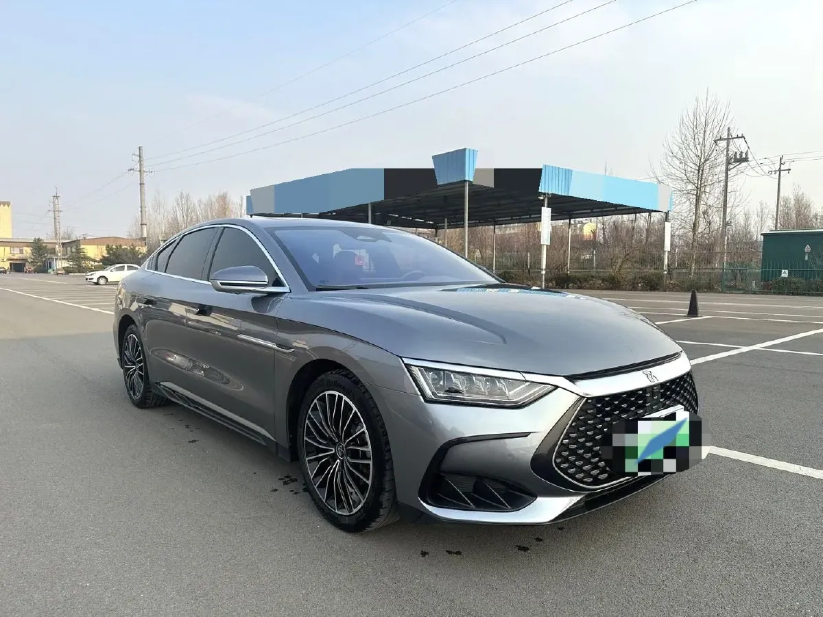 2022 Volkswagen Tiguan L 2.0T 186HP L4 7DCT,autocango,china used car exporter,china ev exporter,chinese used car exporter,chinese used ev exporter