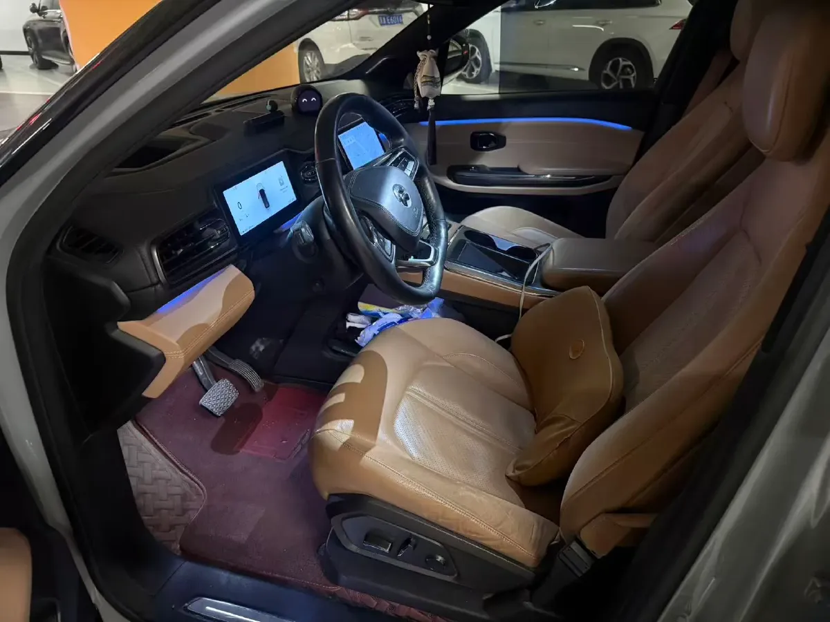 2019 NIO ES6 BEV 70KWH,autocango,china used car exporter,china ev exporter,chinese used car exporter,chinese used ev exporter