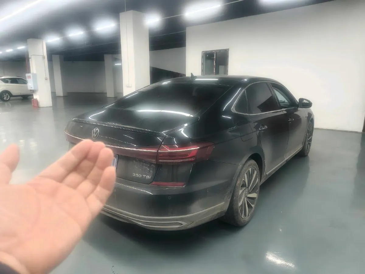 2023 Volkswagen Passat 2.0T 186HP L4 7DCT,autocango,china used car exporter,china ev exporter,chinese used car exporter,chinese used ev exporter