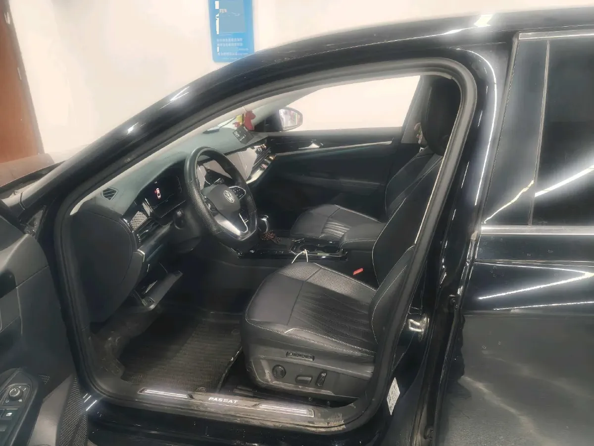 2023 Volkswagen Passat 2.0T 186HP L4 7DCT,autocango,china used car exporter,china ev exporter,chinese used car exporter,chinese used ev exporter