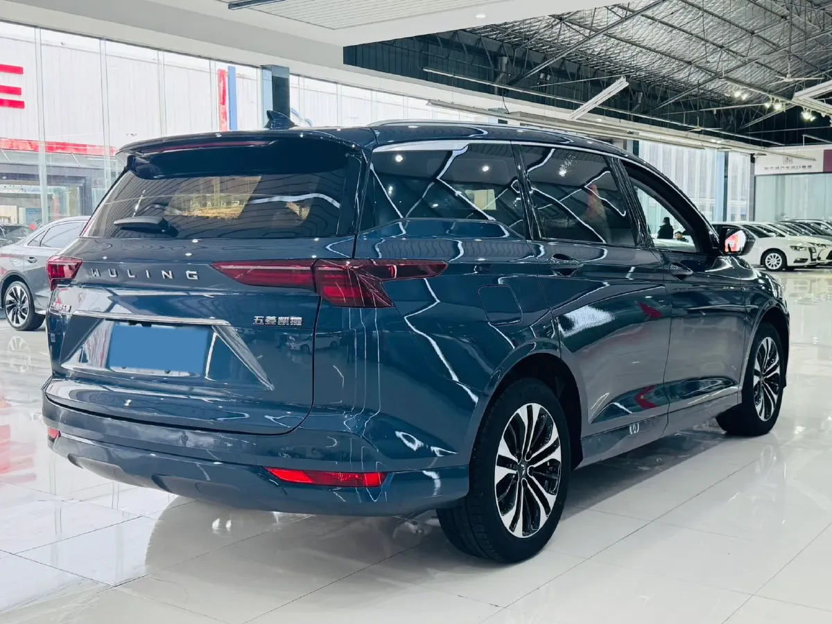 2022 WuLing KaiJie 1.5T 177HP L4 CVT,autocango,china used car exporter,china ev exporter,chinese used car exporter,chinese used ev exporter