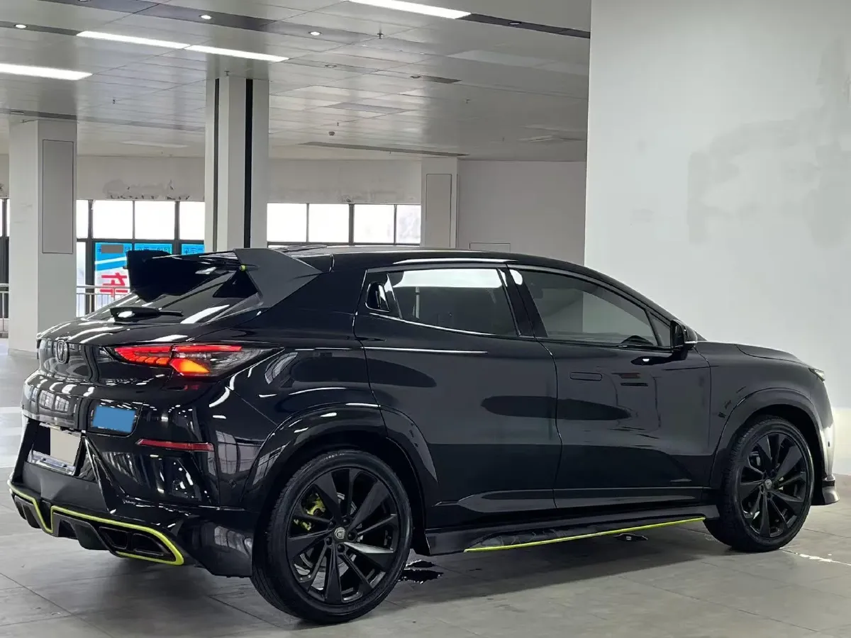 2022 ChangAn UNI-T 1.5T 188HP L4 7DCT,autocango,china used car exporter,china ev exporter,chinese used car exporter,chinese used ev exporter