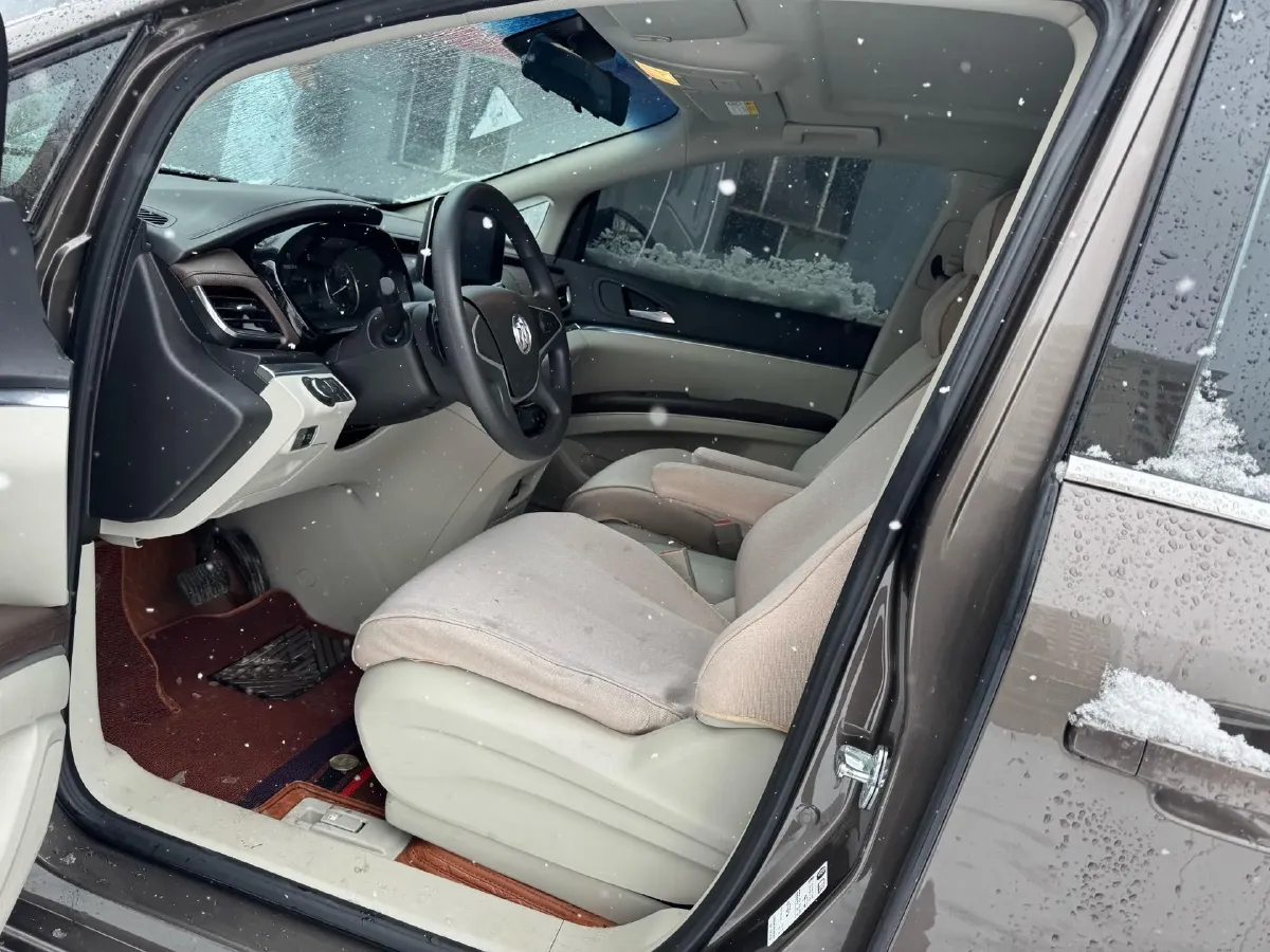 2023 Buick GL8 2.0T 237HP L4 9AT,autocango,china used car exporter,china ev exporter,chinese used car exporter,chinese used ev exporter