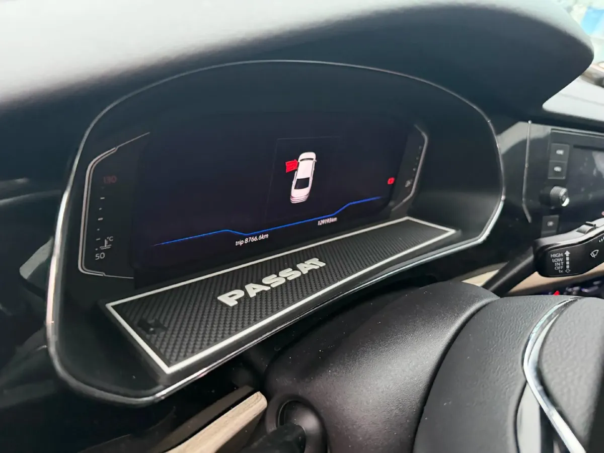 2019 Volvo V40 1.5T 152HP L4 6AT,autocango,china used car exporter,china ev exporter,chinese used car exporter,chinese used ev exporter