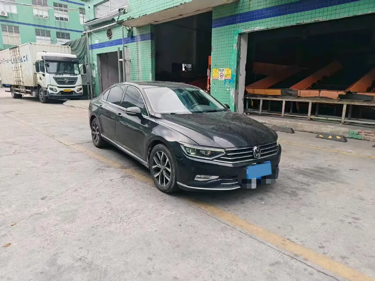 2020 Volkswagen Magotan 1.4T 150HP L4 7DCT,autocango,china used car exporter,china ev exporter,chinese used car exporter,chinese used ev exporter