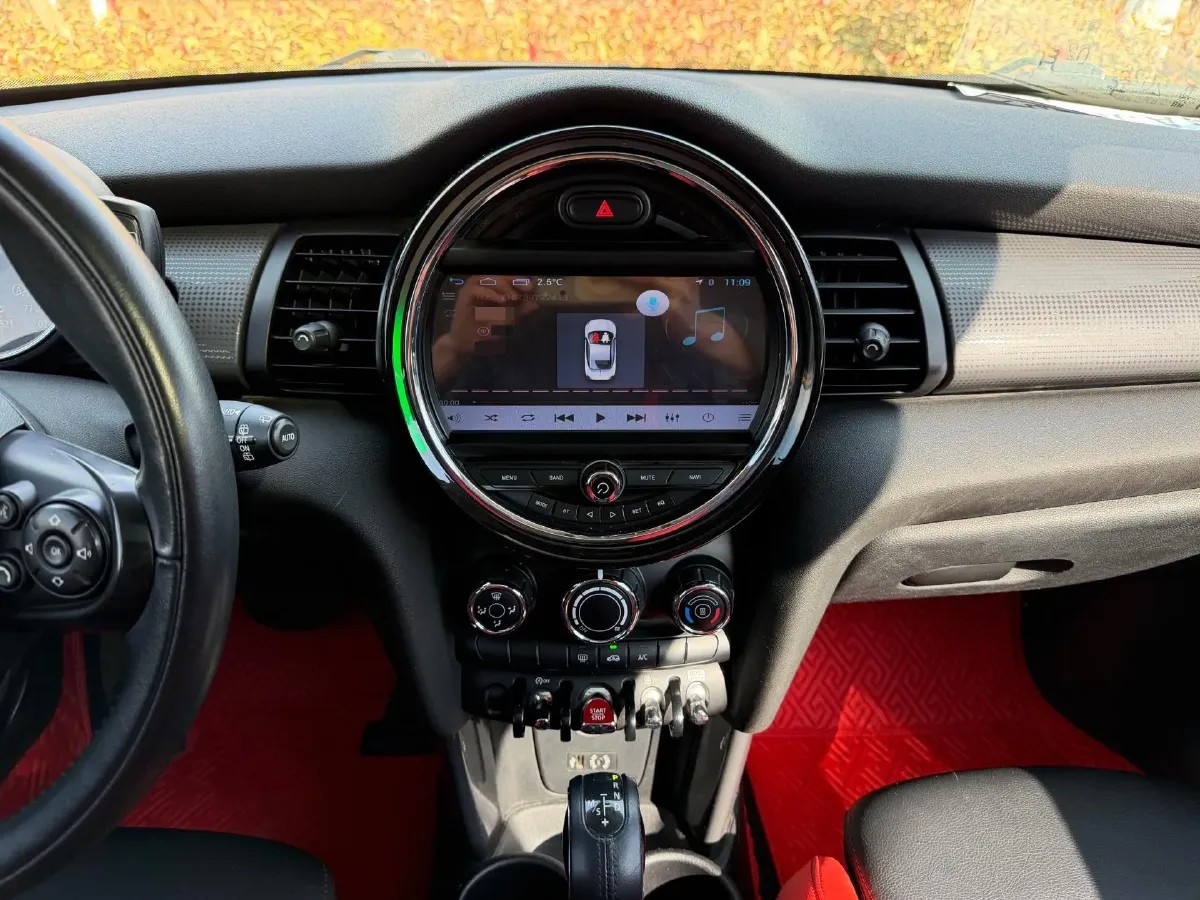 2016 MINI MINI 1.5T 136HP L3 6AT,autocango,china used car exporter,china ev exporter,chinese used car exporter,chinese used ev exporter