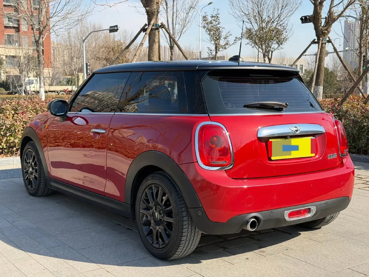 2016 MINI MINI 1.5T 136HP L3 6AT,autocango,china used car exporter,china ev exporter,chinese used car exporter,chinese used ev exporter
