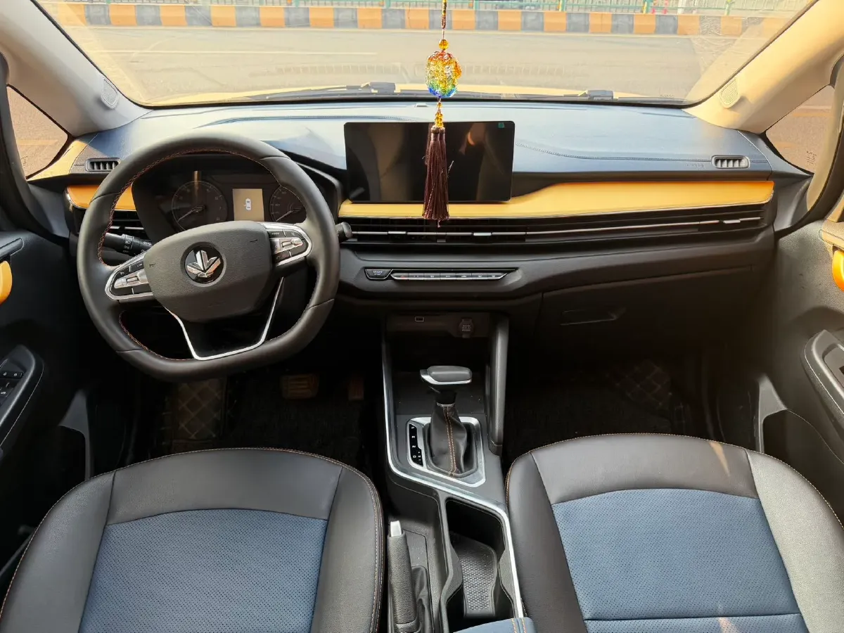 2022 Livan X3 PRO 1.5L 113HP L4 CVT,autocango,china used car exporter,china ev exporter,chinese used car exporter,chinese used ev exporter