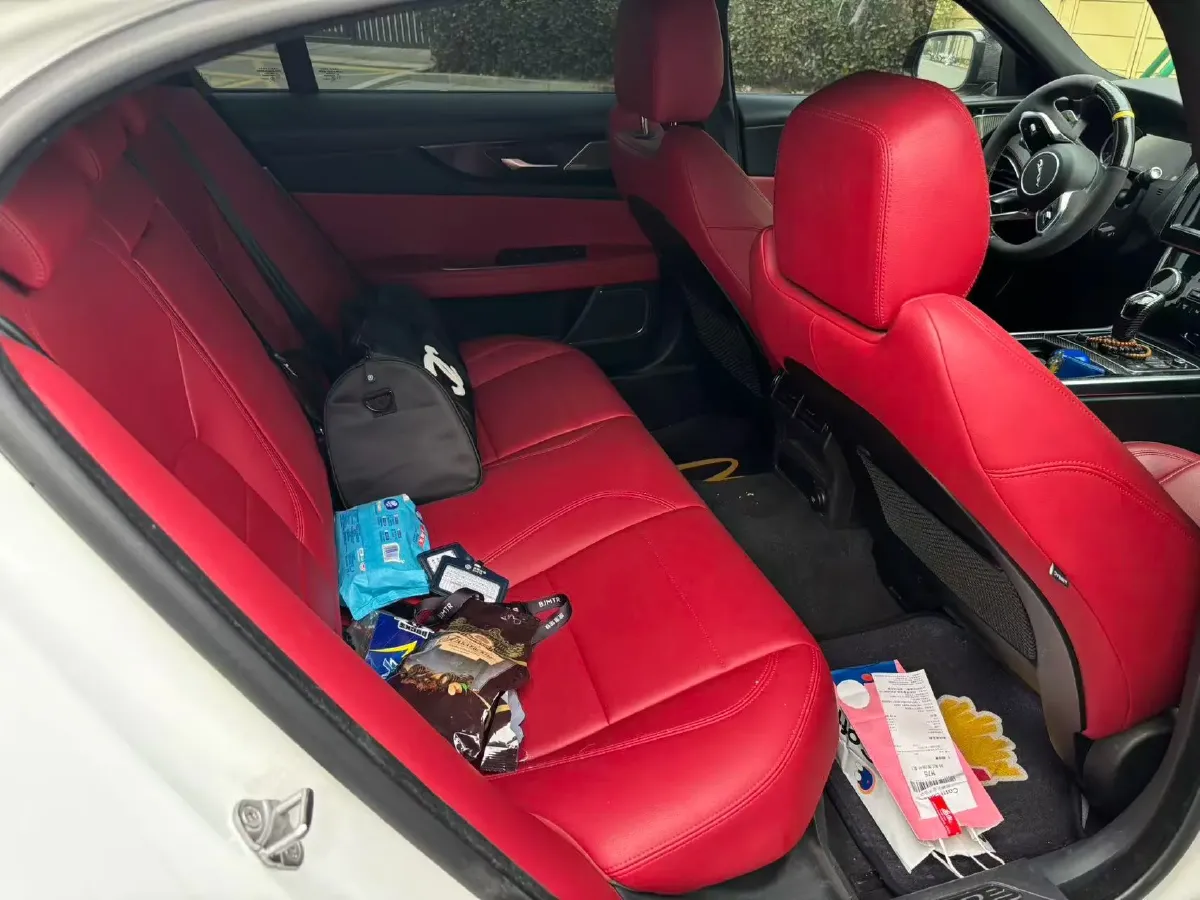 2020 Jaguar XEL 2.0T 200HP L4 8AT,autocango,china used car exporter,china ev exporter,chinese used car exporter,chinese used ev exporter