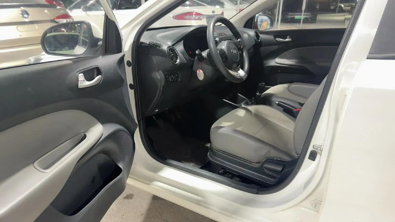 2017 Kia Pegas 1.4L 95HP L4 5MT,autocango,china used car exporter,china ev exporter,chinese used car exporter,chinese used ev exporter