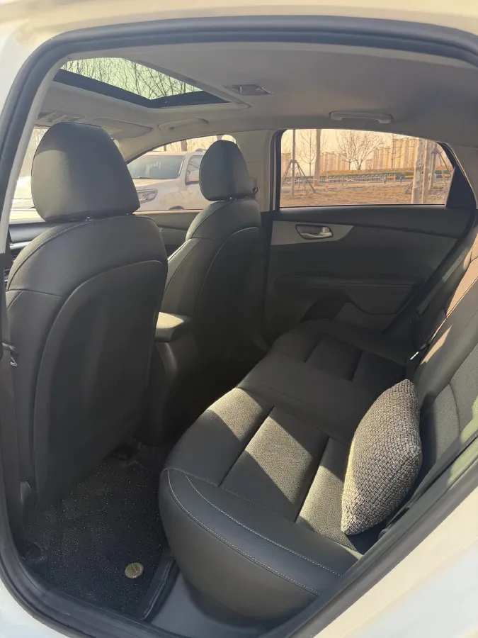 2021 Kia K3 1.5L 115HP L4 CVT,autocango,china used car exporter,china ev exporter,chinese used car exporter,chinese used ev exporter