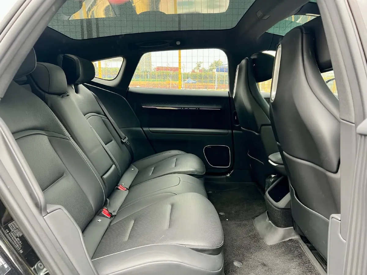 2025 Avatr 12 BEV 94.53KWH,autocango,china used car exporter,china ev exporter,chinese used car exporter,chinese used ev exporter