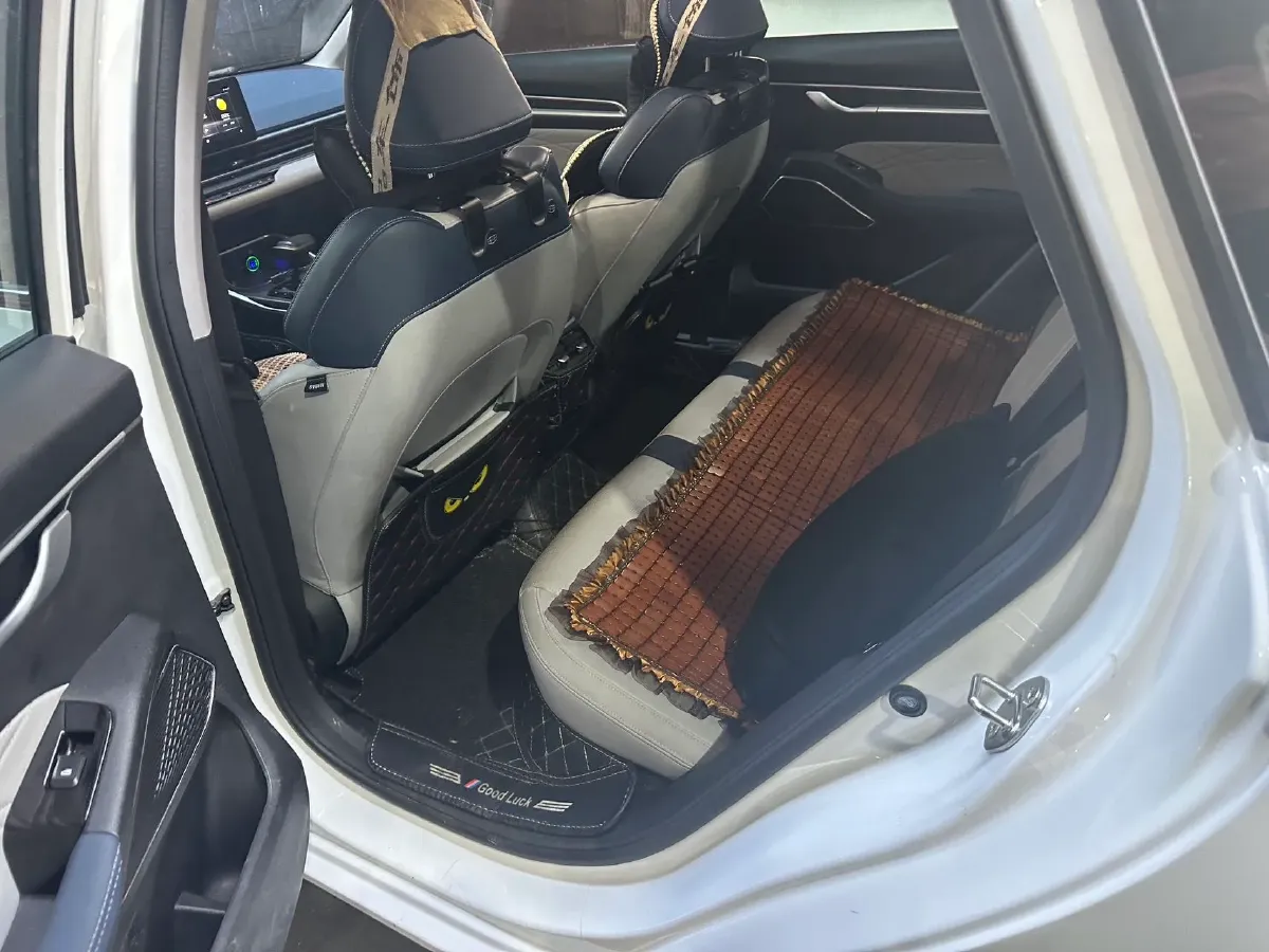 2022 Geely Emgrand 1.5L 114HP L4 CVT,autocango,china used car exporter,china ev exporter,chinese used car exporter,chinese used ev exporter