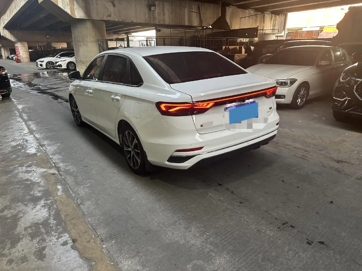 2022 Geely Emgrand 1.5L 114HP L4 CVT,autocango,china used car exporter,china ev exporter,chinese used car exporter,chinese used ev exporter