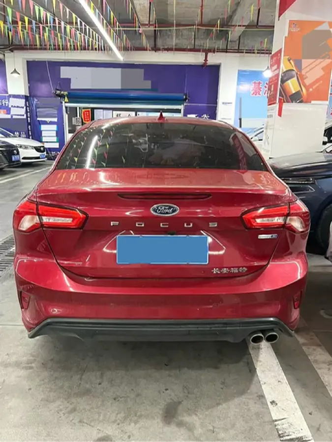 2020 Ford Focus 1.5T 174HP L3 8AT,autocango,china used car exporter,china ev exporter,chinese used car exporter,chinese used ev exporter