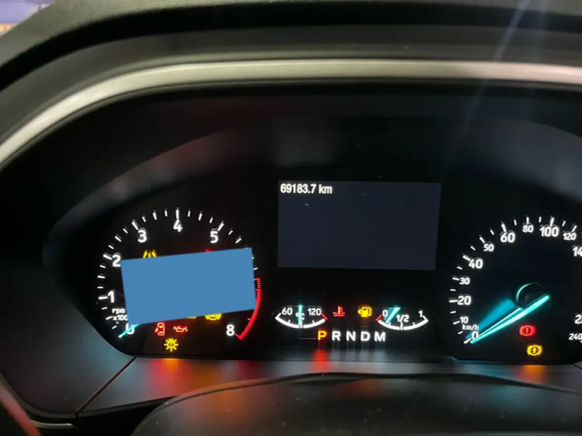 2020 Ford Focus 1.5T 174HP L3 8AT,autocango,china used car exporter,china ev exporter,chinese used car exporter,chinese used ev exporter