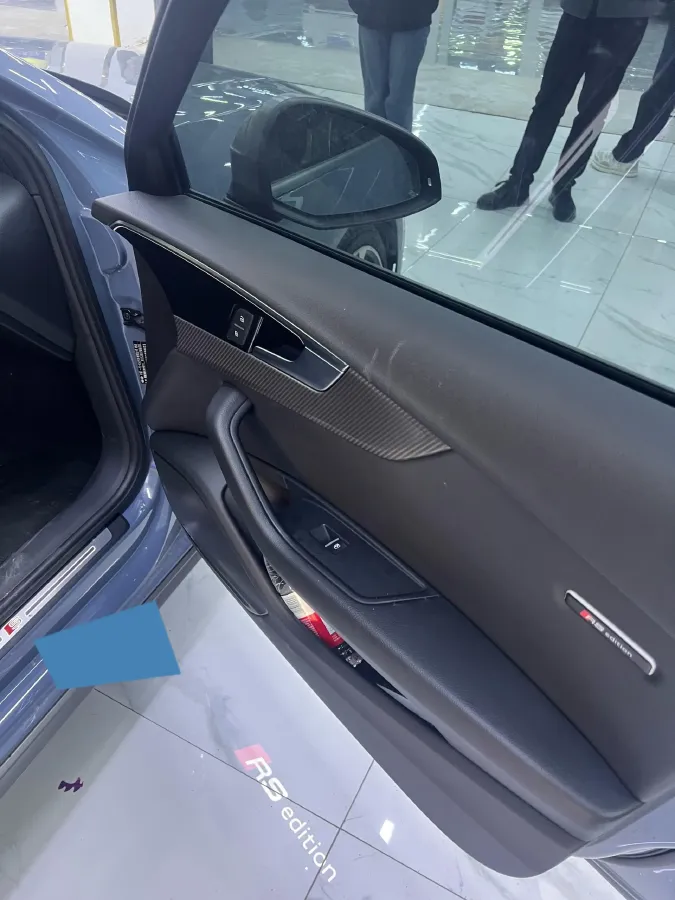 2022 Audi A4L 2.0T 190HP L4 7DCT,autocango,china used car exporter,china ev exporter,chinese used car exporter,chinese used ev exporter