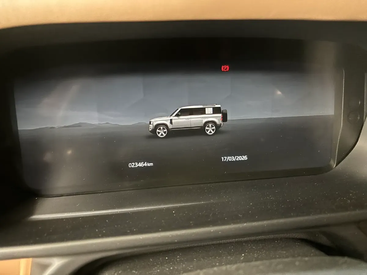 2025 Land Rover Defender 3.0T 400HP L6 8AT,autocango,china used car exporter,china ev exporter,chinese used car exporter,chinese used ev exporter