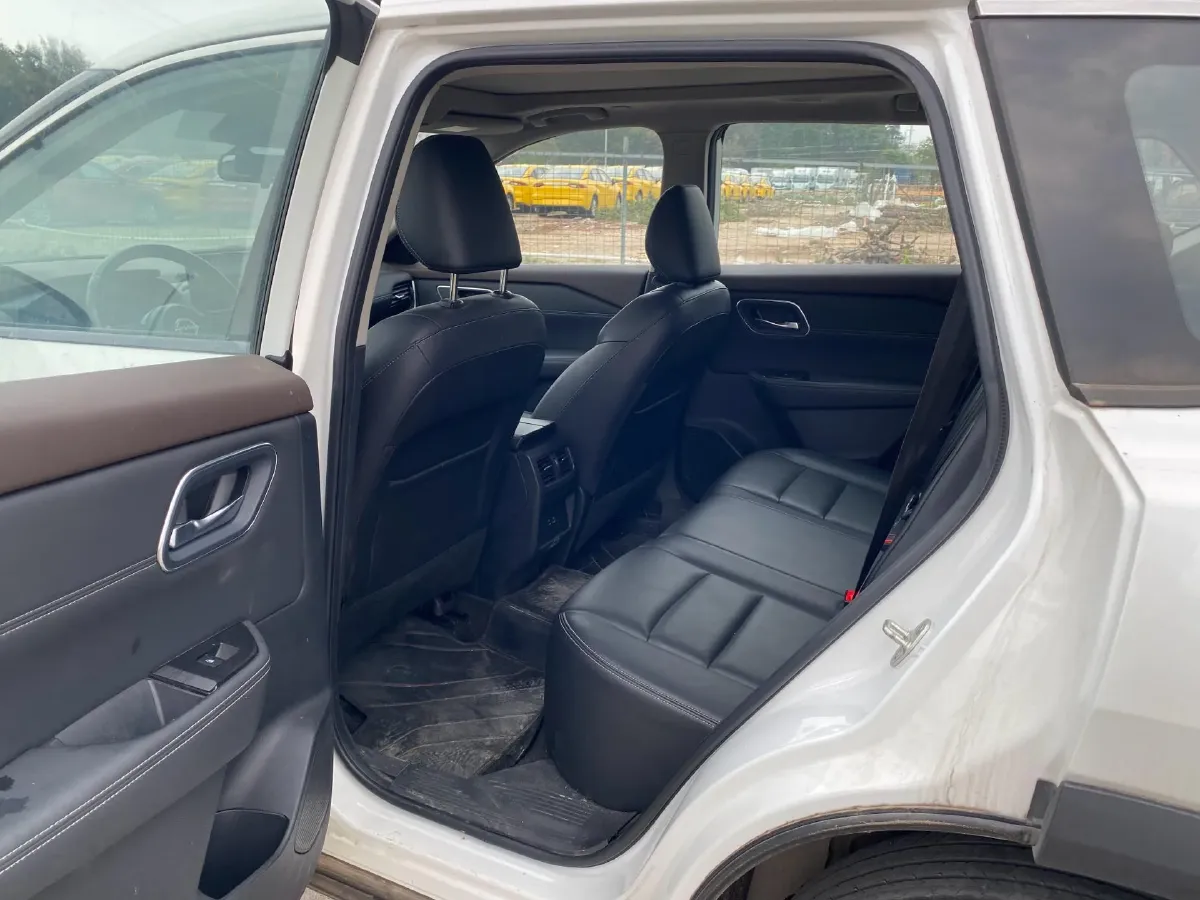 2023 Nissan X-Trail 1.5T 144HP L3 Hybrid,autocango,china used car exporter,china ev exporter,chinese used car exporter,chinese used ev exporter