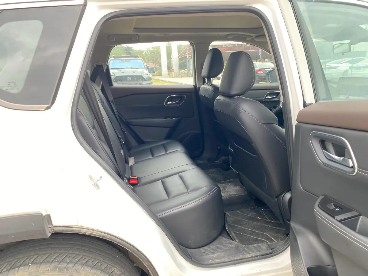 2023 Nissan X-Trail 1.5T 144HP L3 Hybrid,autocango,china used car exporter,china ev exporter,chinese used car exporter,chinese used ev exporter