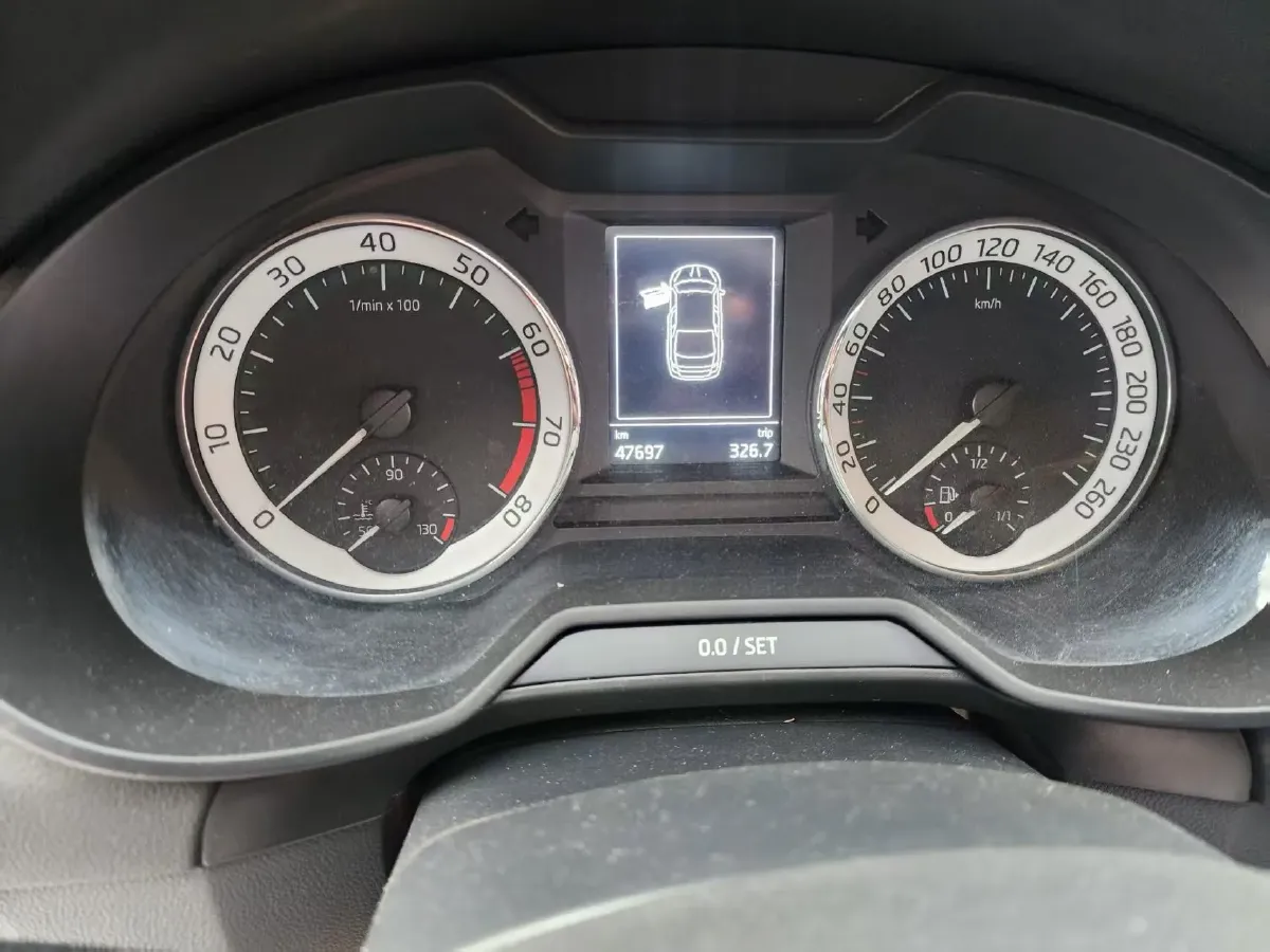 2021 Skoda Octavia 1.5L 113HP L4 6AT,autocango,china used car exporter,china ev exporter,chinese used car exporter,chinese used ev exporter