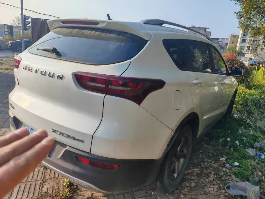 2020 Jetour X70M 1.5T 156HP L4 6MT,autocango,china used car exporter,china ev exporter,chinese used car exporter,chinese used ev exporter
