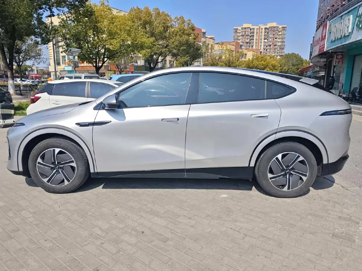 2024 Xpeng G6 BEV 66KWH,autocango,china used car exporter,china ev exporter,chinese used car exporter,chinese used ev exporter