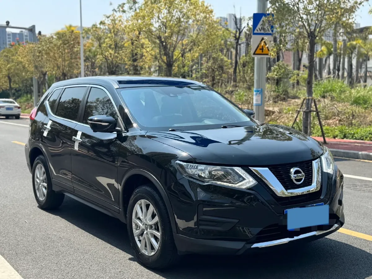 2023 Nissan X-Trail 2.0L 151HP L4 CVT,autocango,china used car exporter,china ev exporter,chinese used car exporter,chinese used ev exporter