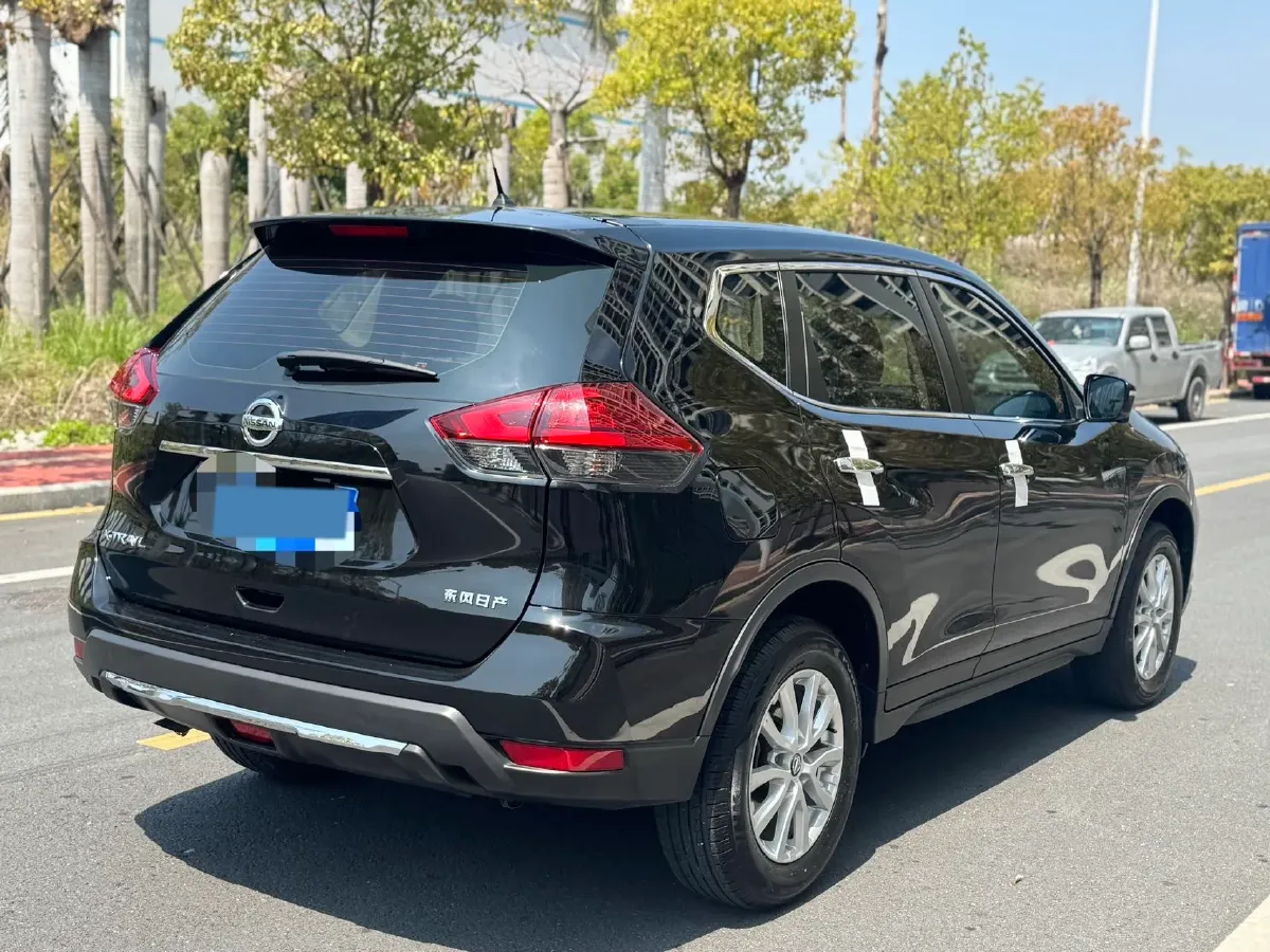 2023 Nissan X-Trail 2.0L 151HP L4 CVT,autocango,china used car exporter,china ev exporter,chinese used car exporter,chinese used ev exporter