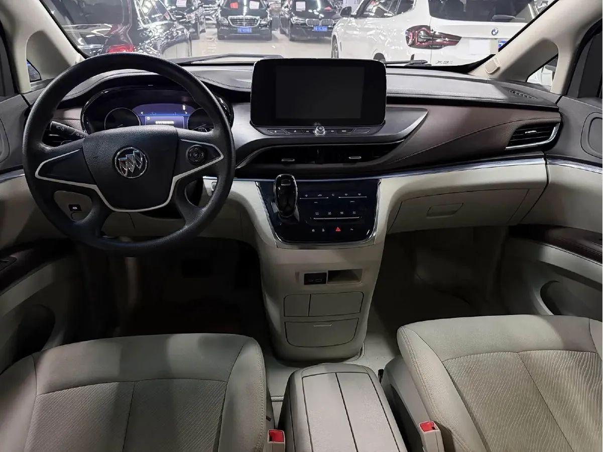 2022 Buick GL8 2.0T 237HP L4 9AT,autocango,china used car exporter,china ev exporter,chinese used car exporter,chinese used ev exporter