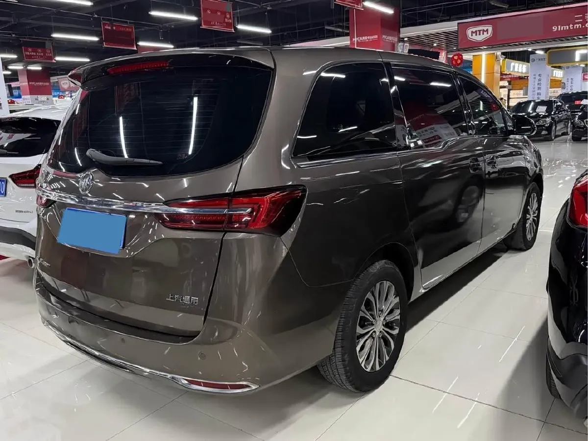 2022 Buick GL8 2.0T 237HP L4 9AT,autocango,china used car exporter,china ev exporter,chinese used car exporter,chinese used ev exporter