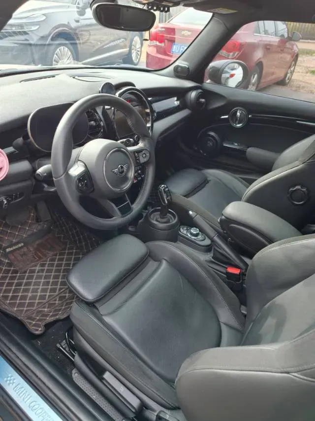 2023 MINI MINI 2.0T 178HP L4 7DCT,autocango,china used car exporter,china ev exporter,chinese used car exporter,chinese used ev exporter