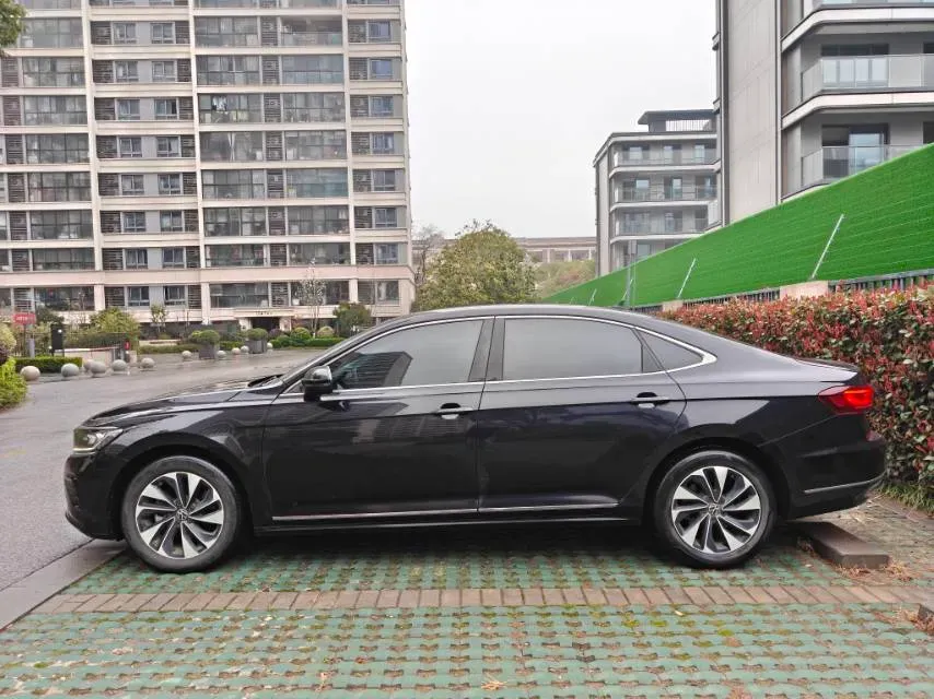 2022 Skoda Kodiak GT 2.0T 186HP L4 7DCT,autocango,china used car exporter,china ev exporter,chinese used car exporter,chinese used ev exporter