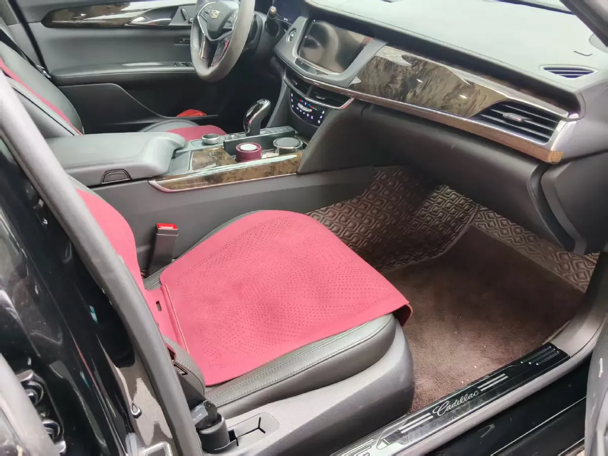 2022 Cadillac CT6 2.0T 237HP L4 10AT,autocango,china used car exporter,china ev exporter,chinese used car exporter,chinese used ev exporter