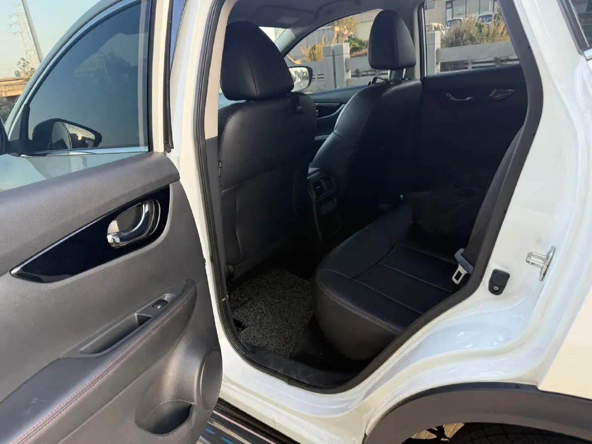 2022 Nissan Qashqai 2.0L 151HP L4 CVT,autocango,china used car exporter,china ev exporter,chinese used car exporter,chinese used ev exporter