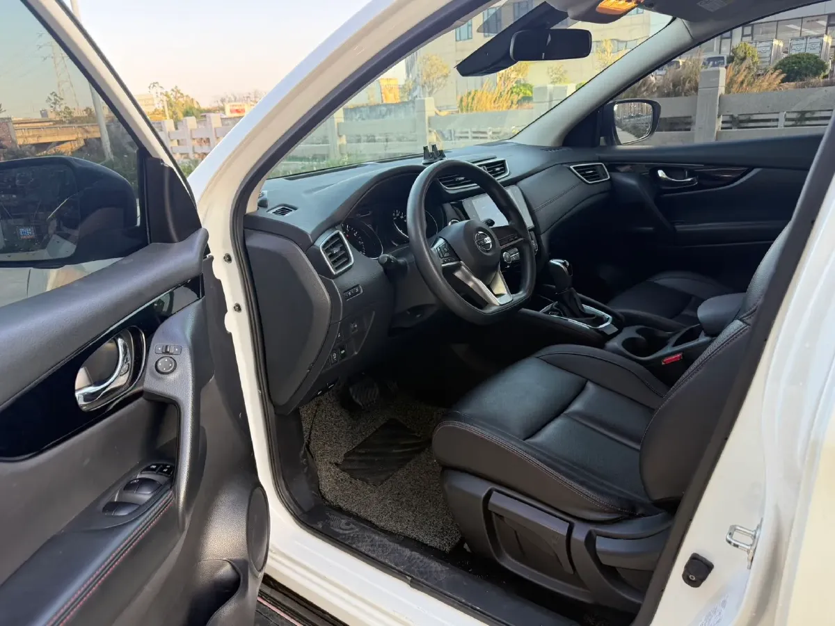2022 Nissan Qashqai 2.0L 151HP L4 CVT,autocango,china used car exporter,china ev exporter,chinese used car exporter,chinese used ev exporter