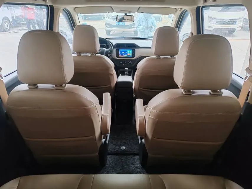 2019 WuLing HongGuang 1.5L 99HP L4 6MT,autocango,china used car exporter,china ev exporter,chinese used car exporter,chinese used ev exporter