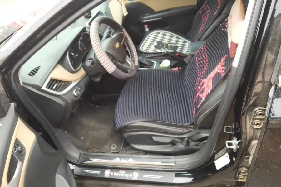 2020 Chevrolet Monza 1.5L 113HP L4 6AT,autocango,china used car exporter,china ev exporter,chinese used car exporter,chinese used ev exporter