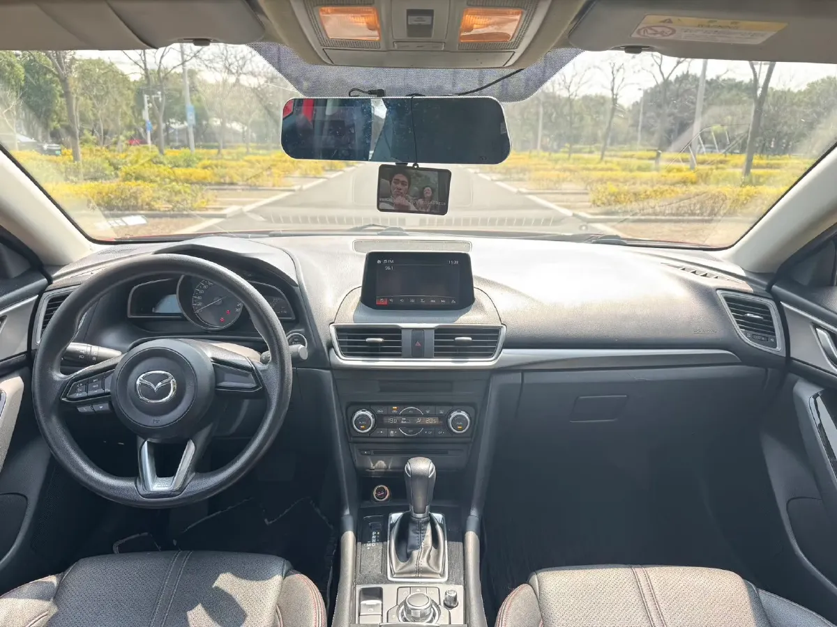 2017 Mazda 3 Axela 1.5L 117HP L4 6AT,autocango,china used car exporter,china ev exporter,chinese used car exporter,chinese used ev exporter