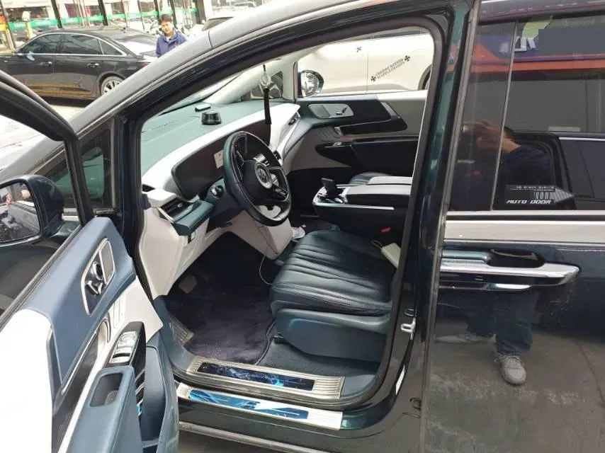 2023 Buick Century 2.0T 237HP L4 9AT,autocango,china used car exporter,china ev exporter,chinese used car exporter,chinese used ev exporter