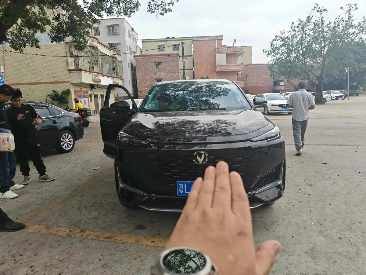 2023 ChangAn UNI-K 2.0T 233HP L4 8AT,autocango,china used car exporter,china ev exporter,chinese used car exporter,chinese used ev exporter