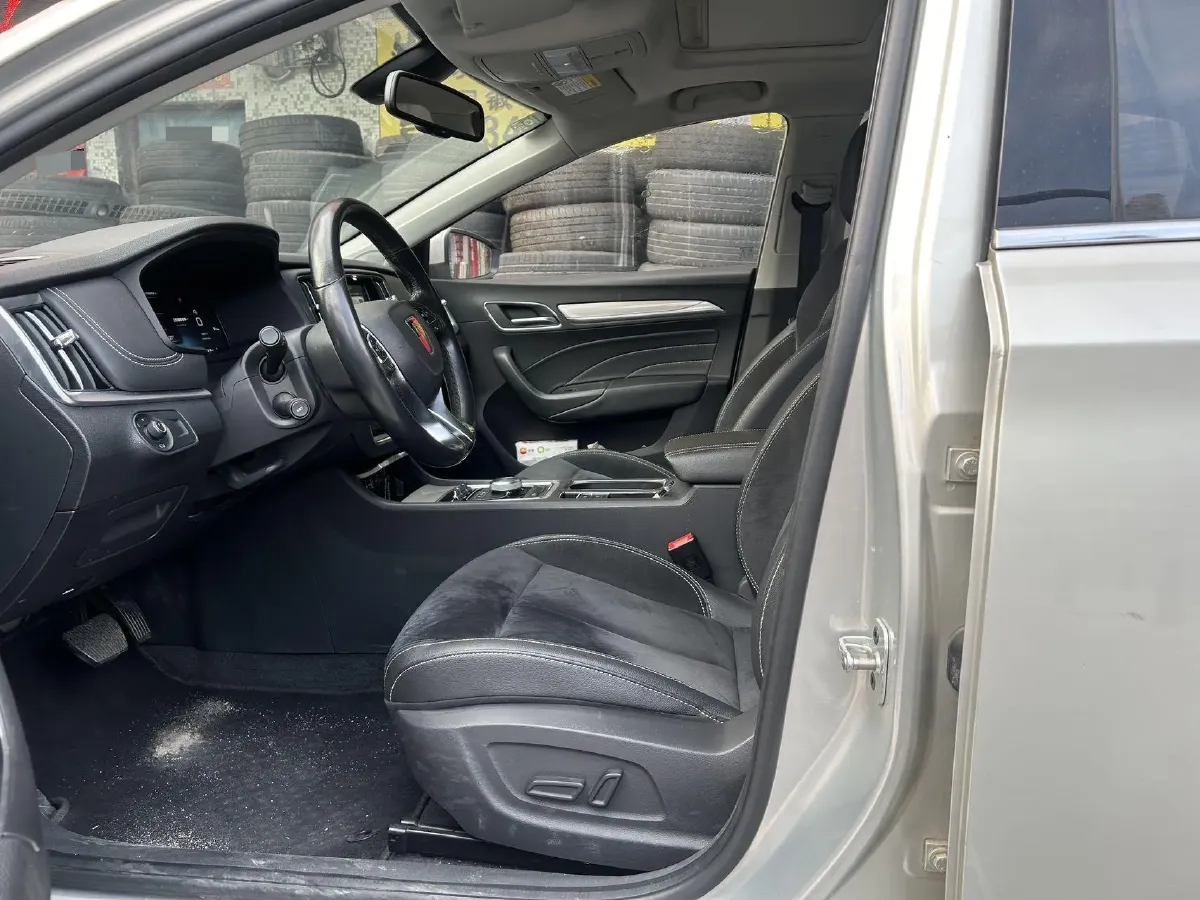 2017 Roewe i6 1.0T 125HP L3 2AT PHEV,autocango,china used car exporter,china ev exporter,chinese used car exporter,chinese used ev exporter