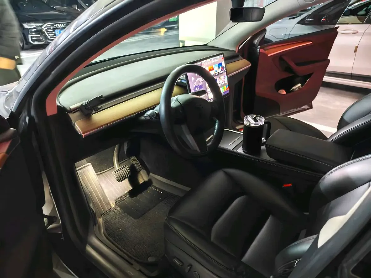 2021 Tesla Model Y BEV 60KWH,autocango,china used car exporter,china ev exporter,chinese used car exporter,chinese used ev exporter