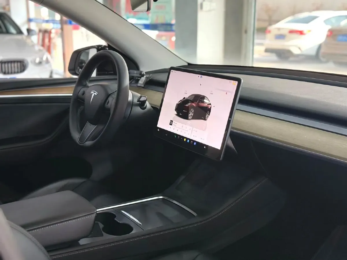 2022 Tesla Model Y BEV 60KWH,autocango,china used car exporter,china ev exporter,chinese used car exporter,chinese used ev exporter