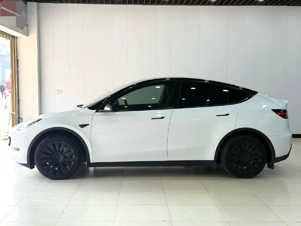 2022 Tesla Model Y BEV 60KWH,autocango,china used car exporter,china ev exporter,chinese used car exporter,chinese used ev exporter