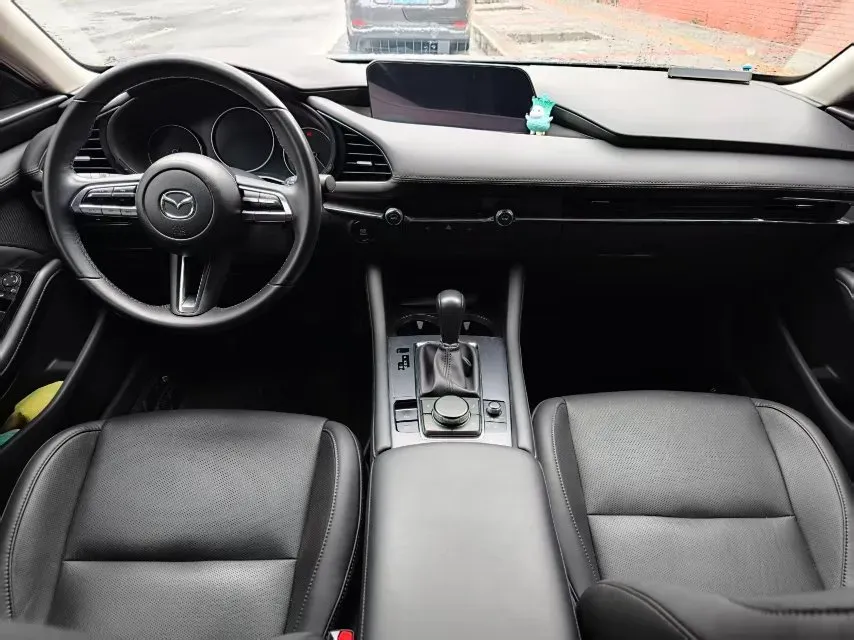 2022 Mazda 3 Axela 2.0L 158HP L4 6AT,autocango,china used car exporter,china ev exporter,chinese used car exporter,chinese used ev exporter